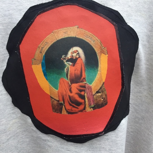 Grateful Dead Patch Upcycled 1990 Sweatshirt - Picture 3 of 10